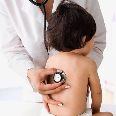 Mùa hè bé cũng có thể bị viêm phổi 3