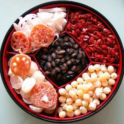 Giúp mẹ chọn bánh mứt, hạt dưa Tết không hóa chất 3