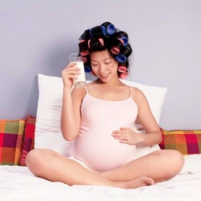 Mẹ bầu mang song thai cần lưu ý gì? 3