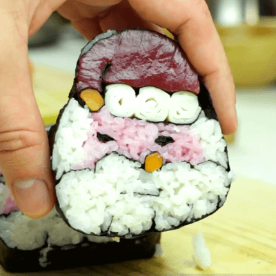 Trổ tài làm món Sushi hình ông già Noel ngộ nghĩnh cho bé 5