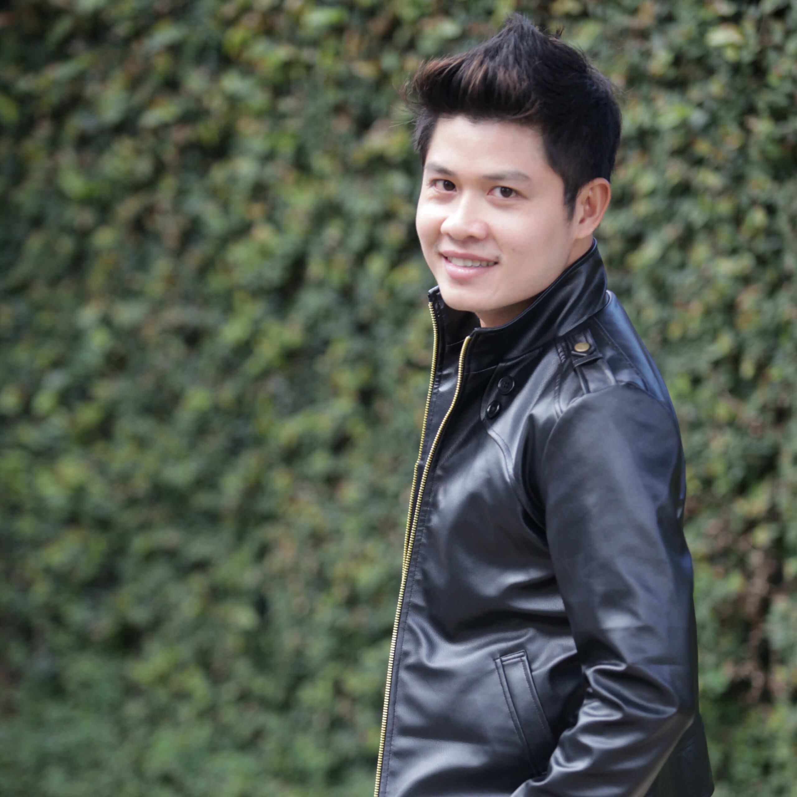 Nguyễn Văn Chung phát hành album Những bài hát về mẹ dịp 8/3 14