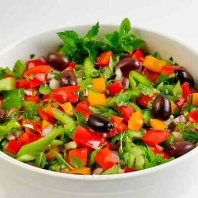 Salad ớt chuông lạ miệng bổ dưỡng 3