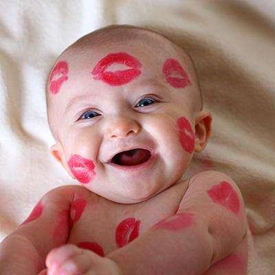 Những người mà mẹ tuyệt đối không cho hôn bé 3