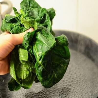 5 sai lầm khiến việc ăn rau xanh trở thành... công cốc 3