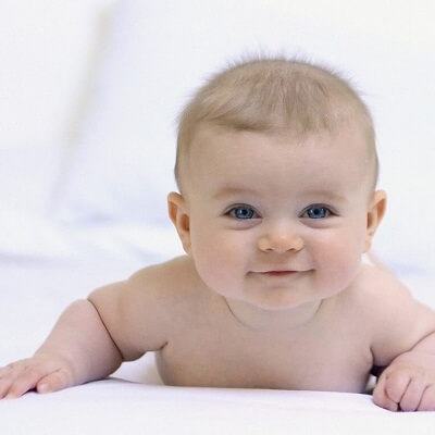 Lượng nước tiểu con "tè" hằng ngày, mẹ cũng đoán được phần nào tình trạng sức khỏe của con 3