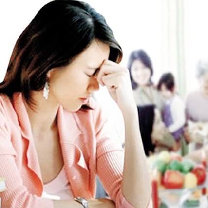 Ứa nước mắt vì lấy chồng xa không được về quê ăn Tết 4