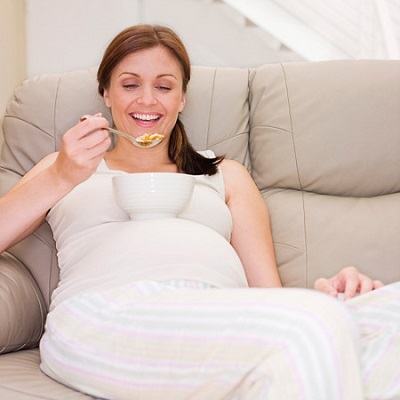 Bầu ăn nhiều thịt, con sẽ dễ bướng bỉnh 3
