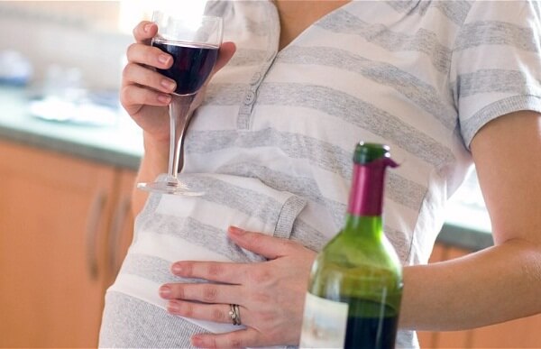 Bà bầu hãy nói "không" với rượu bia 6