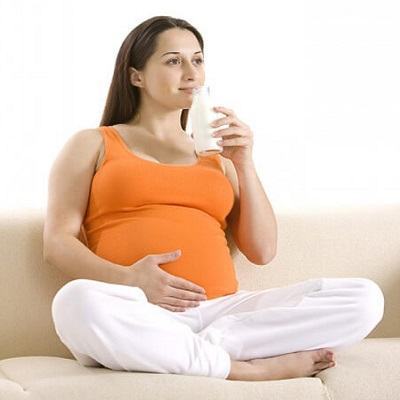 Bà bầu nên uống sữa gì để tốt cả mẹ lẫn thai nhi? 3