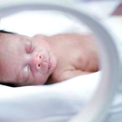 Sinh non: Có thể do khoảng cách giữa 2 lần sinh ngắn 3