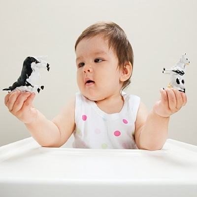 Bé thích lắc đầu có nguy hiểm không? 3