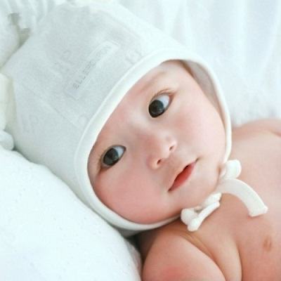 Thực hư tin đồn đội mũ thóp khiến não trẻ chậm phát triển 5