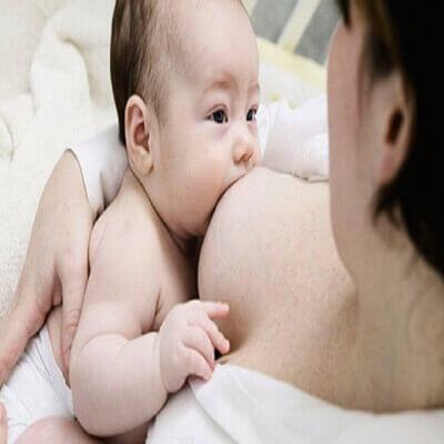 Làm sao để biết bé đã bú đủ sữa? 4