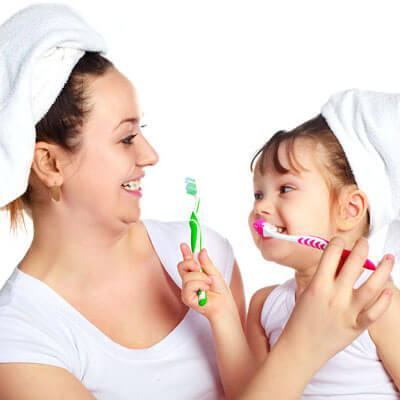 6 cách giúp bé thích thú với việc đánh răng mỗi ngày 3