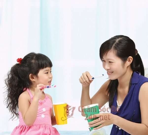 Các lưu ý khi dạy bé đánh răng 34 Các lưu ý khi dạy bé đánh răng 6