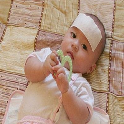 Những lưu ý khi hạ sốt cho bé, mẹ cần ghi nhớ 4