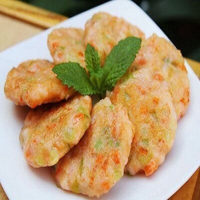 Đưa cơm chưa từng thấy với món chả tôm rau củ 15