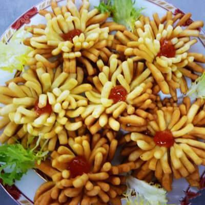 Bánh bột chiên hình bông cúc món ăn nhẹ giòn tan cho cả nhà 10