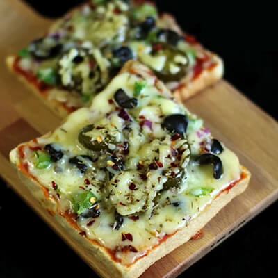 Video: Cách làm bánh pizza ngon tuyệt không cần lò nướng 3