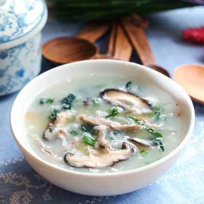 Cháo rau bina nấm thơm mềm bồi bổ cho bé mới ốm dậy 14