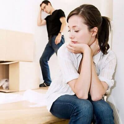 Bí bách đến ngạt thở khi chồng là người tay hòm chìa khóa 4