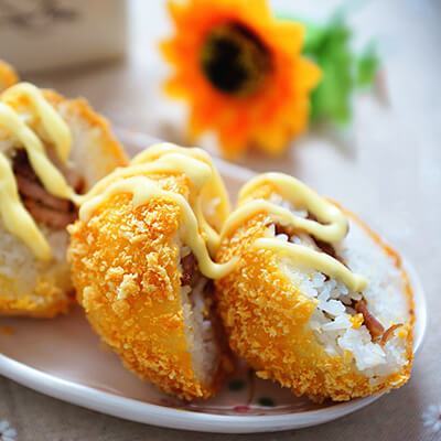Cơm viên nhân thịt giòn rụm cho ngày se lạnh 9