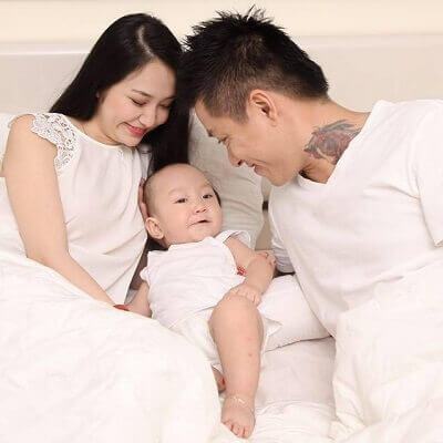 Vợ chồng ca sĩ Tuấn Hưng hân hoan đón con gái chào đời 5