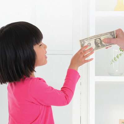 Dạy con biết cách nhận biết giá trị đồng tiền 3
