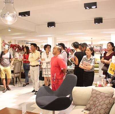 Nội thất Nhà Xinh giới thiệu showroom mới tại Hai Bà Trưng, quận 1 7