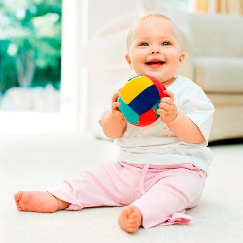 Bé 6 tháng tuổi thích hợp với trò chơi gì? 4