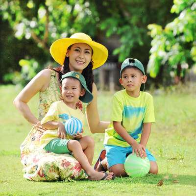 Hà Kiều Anh: Dạy con trân trọng lao động 12