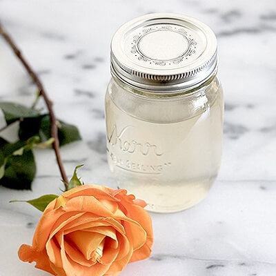 Hướng dẫn mẹ cách làm nước hoa hồng đơn giản tại nhà 5