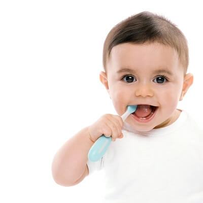 Mách mẹ 5 tuyệt chiêu rèn thói quen đánh răng mỗi ngày cho bé 3