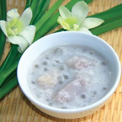 Ngọt béo món chè khoai môn nước cốt dừa 15