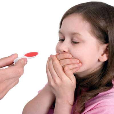 Làm gì khi trẻ không chịu uống thuốc? 3