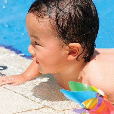 Làm gì khi trẻ sợ nước? 3