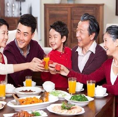 5 tuyệt chiêu giúp dâu mới "sống khỏe" ở nhà chồng 5