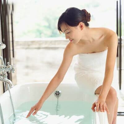 Tắm nước nóng giúp đốt cháy calo và giảm lượng đường trong máu 4