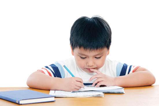 Đừng để học thêm trở thành gánh nặng "nghìn cân" của con trẻ 8