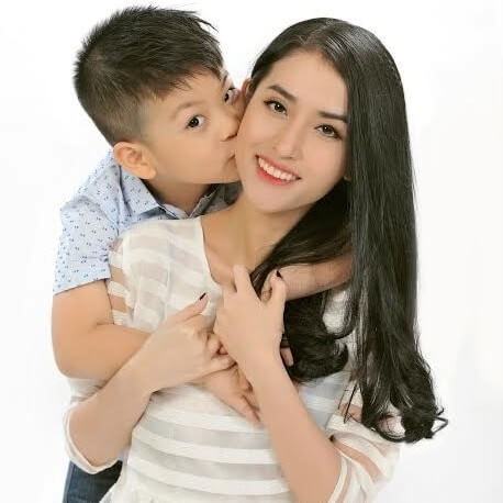 Mai Hồ: “Làm mẹ đơn thân cũng không vất vả lắm!” 7