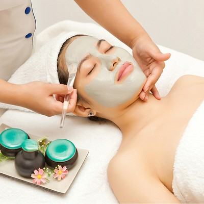 Tự làm nhanh 6 mặt nạ dưỡng ẩm an toàn cho mẹ bầu 8