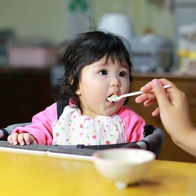 Nêm mì chính vào thức ăn của bé sẽ hại não và tăng nguy cơ bị ung thư 5