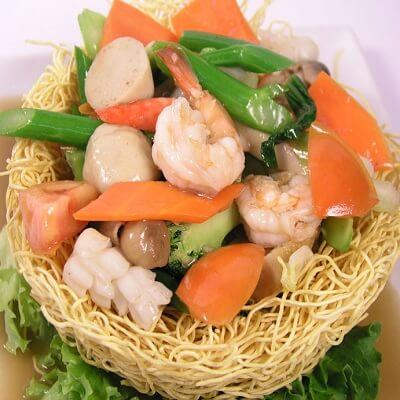 Bí quyết làm mì xào giòn thơm ngon như ở quán 3