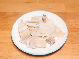 Mực chiên xù vừa thơm, vừa giòn như ngoài hàng đãi bé đến trường 34 mực chiên xù