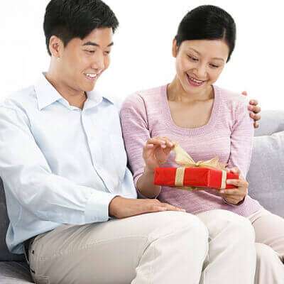 Nỗi khổ khi lấy chồng trẻ 14