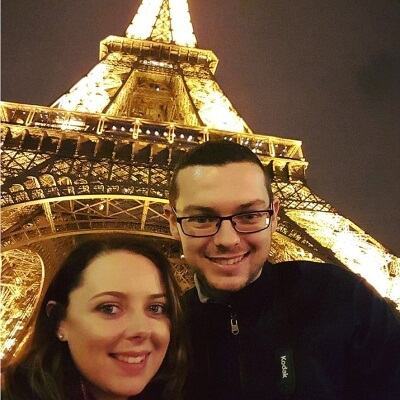Thoát khỏi vụ khủng bố ở Paris nhờ màn cầu hôn lãng mạn 7