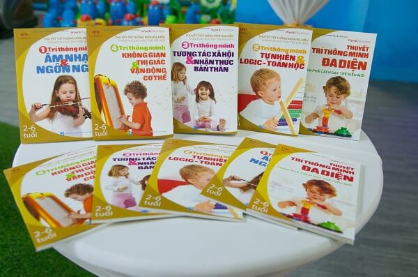 Ra mắt bộ sách "Thuyết trí thông minh đa diện" 35 Ra mắt bộ sách "Thuyết trí thông minh đa diện" 7