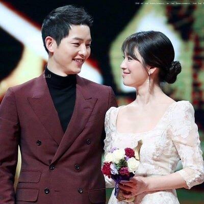 Song Hye Kyo và Song Joong Ki tuyên bố kết hôn vào tháng 10 3