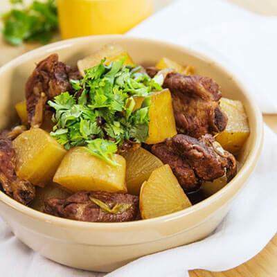 Sườn om củ cải trắng, tỏi tây ngon miệng đưa cơm 14