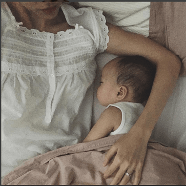 Sốt những hình ảnh mới nhất về cậu quý tử nhà Tăng Thanh Hà 6